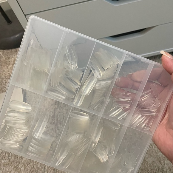 Nails - Picture 9 of 10